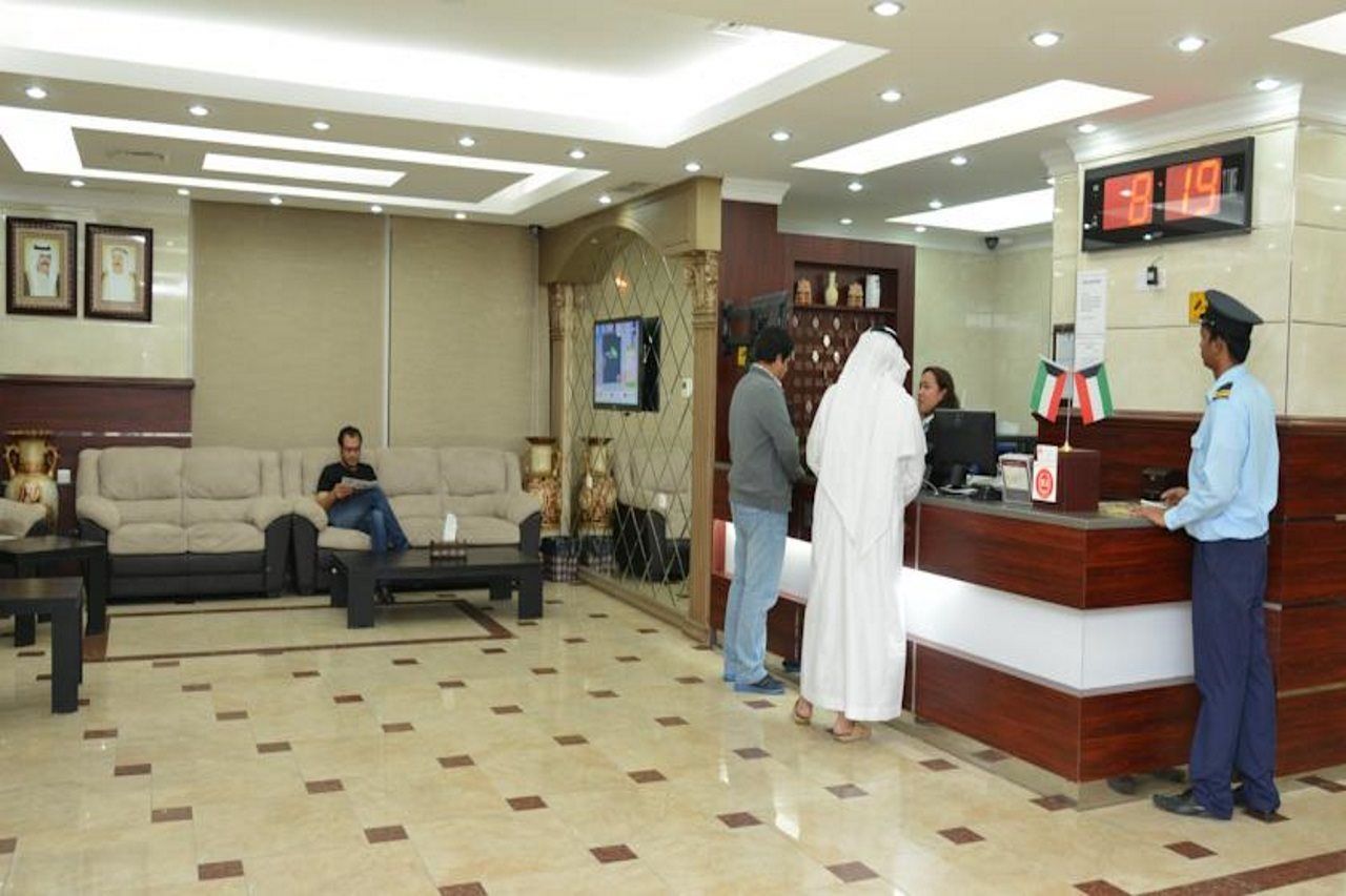 Al Muhanna Plaza Aparthotel Salmiya Εξωτερικό φωτογραφία