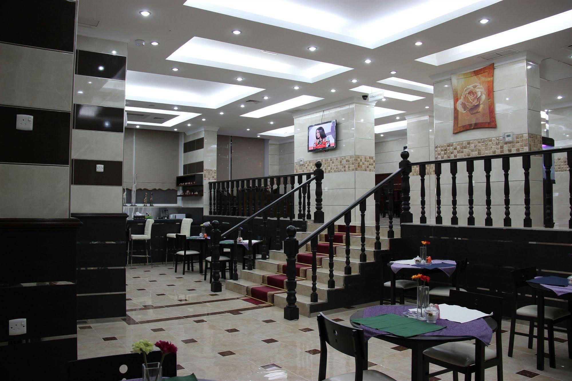 Al Muhanna Plaza Salmiya Εξωτερικό φωτογραφία